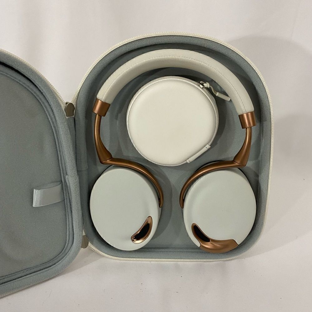 Parrot Zik Rose Gold Wireless Noise Cancelling Headphones with Case